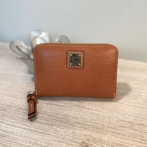 Dooney & Bourke Saffiano Wallet